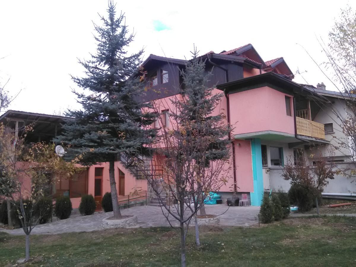 Villa Lilia Apriltsi  Exterior foto